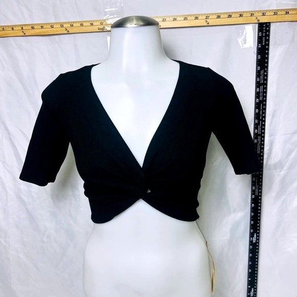Reformation Tops - Reformation ~ Black Ribbed ~ Twist Front V-Neck Crop Top ~ Short Sleeve ~ XS NWT